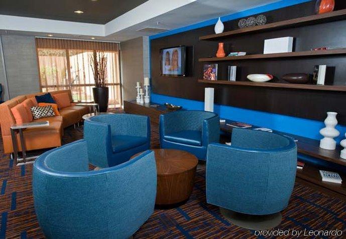 Отель Courtyard By Marriott Долтон Экстерьер фото